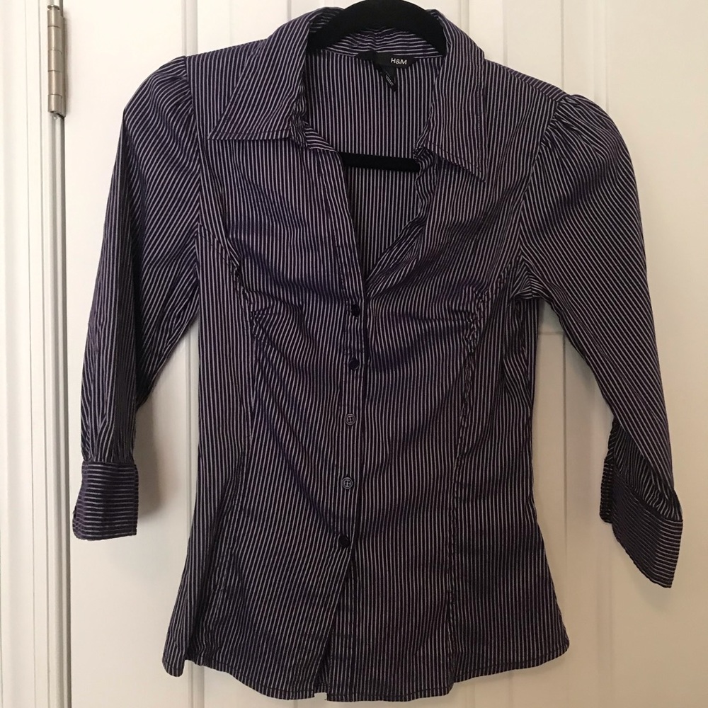 H&M Size 4 Slim Fit Stripped Button Up